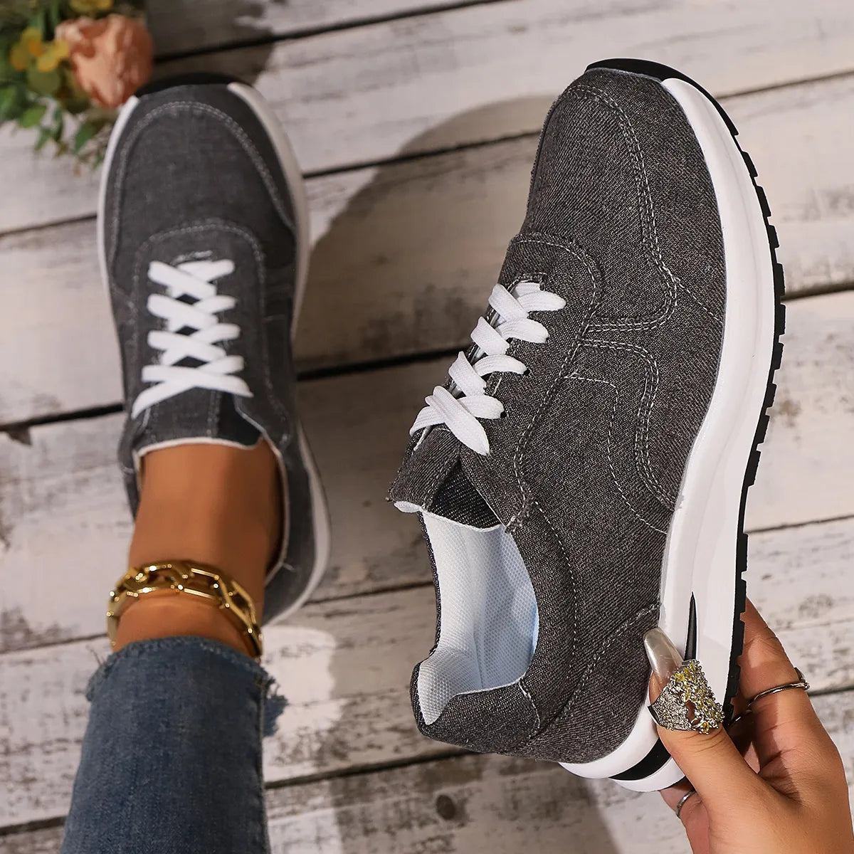 Freya™ | Orthopedische Schoenen met Dikke Zolen